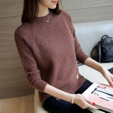 Load image into Gallery viewer, 2019 Women Sweaters And Pullovers Autumn Winter Long Sleeve Pull Femme Solid Pullover Female Casual Short Knitted Sweater W1629
