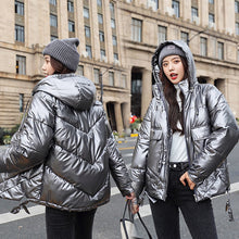Load image into Gallery viewer, Winter women short parkas jackets casual female thicken warm hooded jackets coat windprood shiny big pocket jackets
