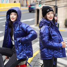 Load image into Gallery viewer, Winter women short parkas jackets casual female thicken warm hooded jackets coat windprood shiny big pocket jackets