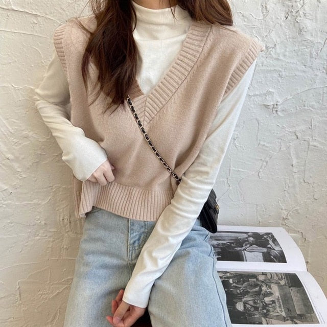 Autumn Sleeveless Sweater Women Sweet Solid Color V Neck Knitted Loose Sleeveless Slim Vest Jumpers Pull Femme Sweaters